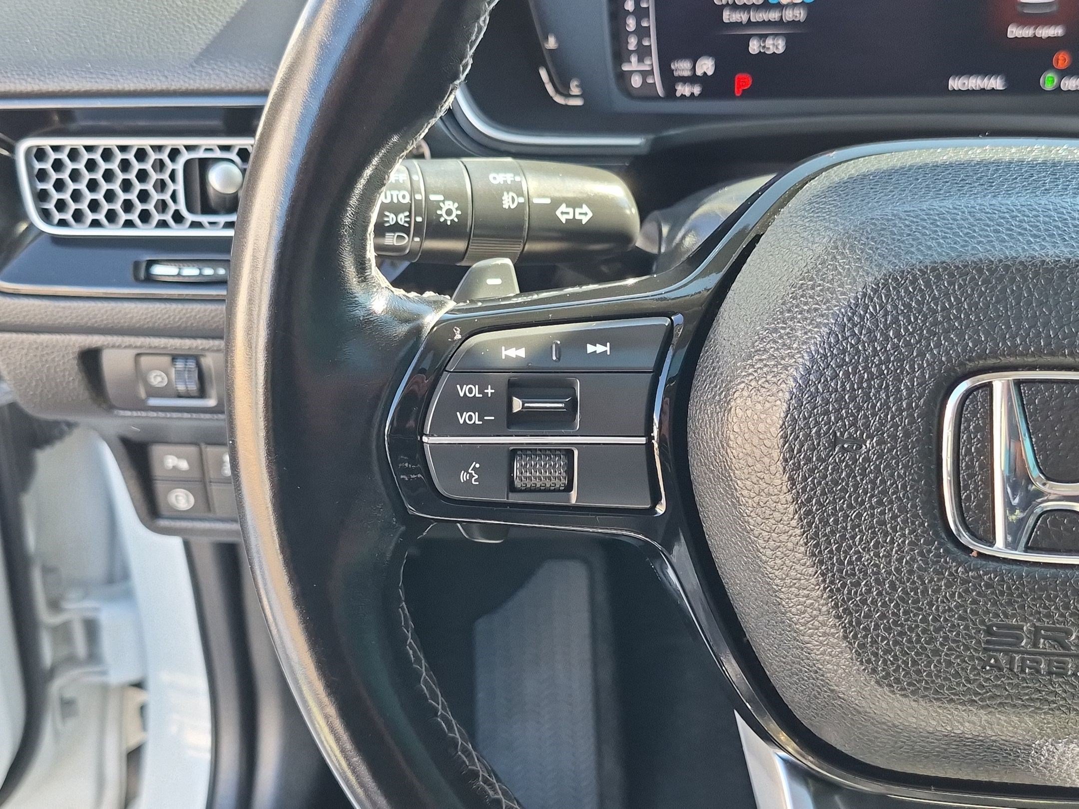 Used 2022 Platinum White Pearl Honda Touring image 17