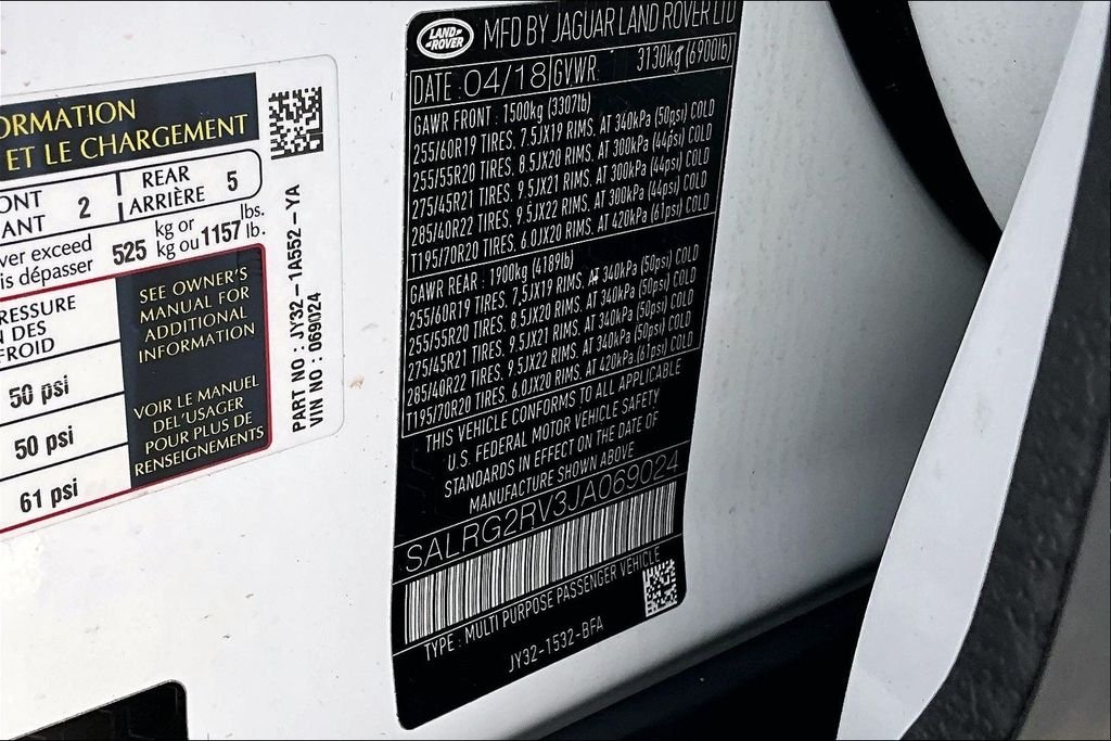 Used 2018 White Land Rover SE image 35