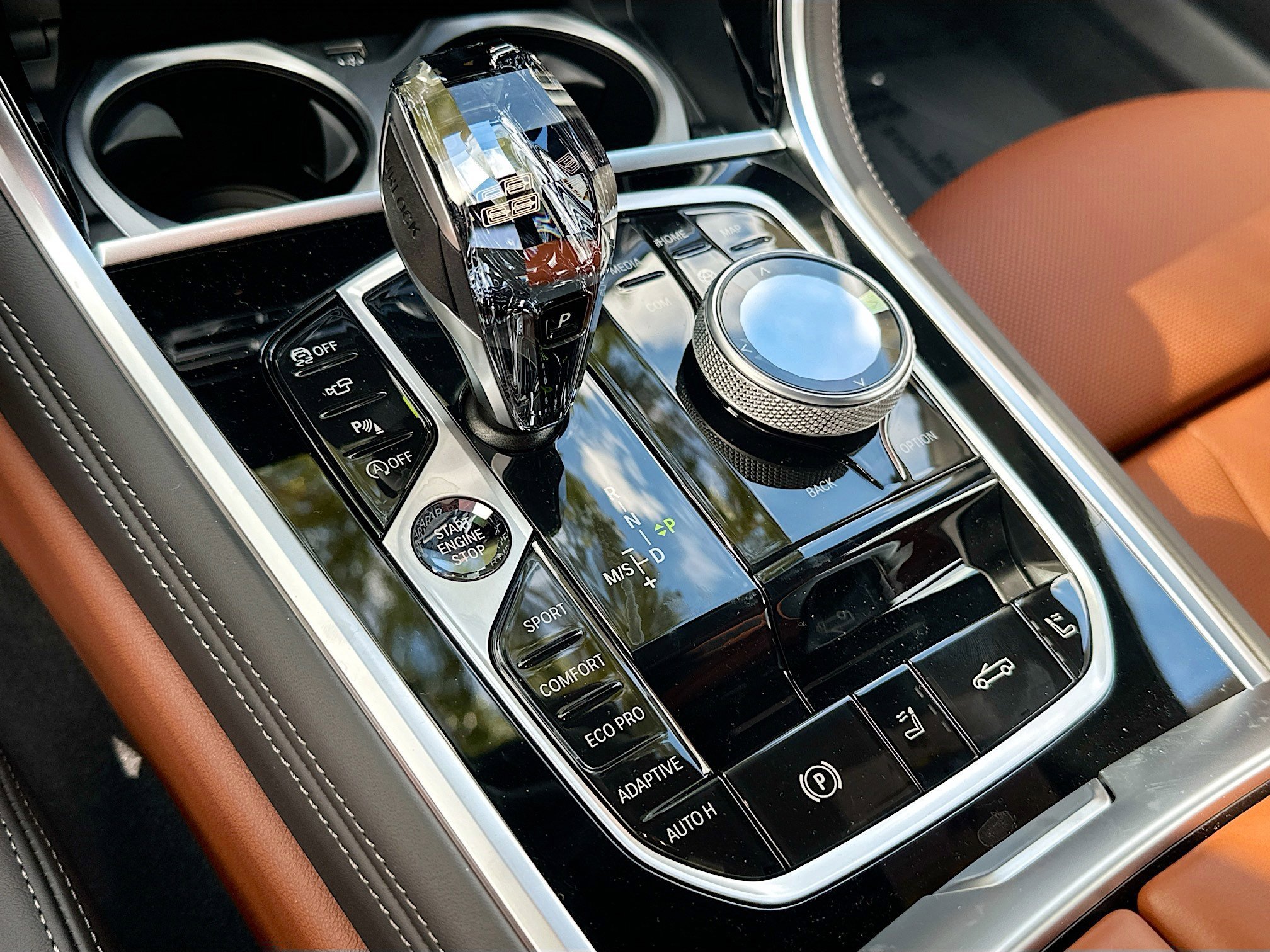2026 BMW 8 Series 840i - Photo 14