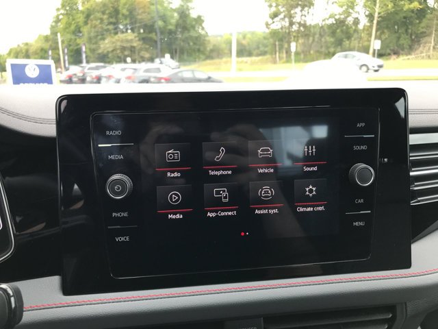 Used 2025 Deep Black Pearl Volkswagen Autobahn image 18