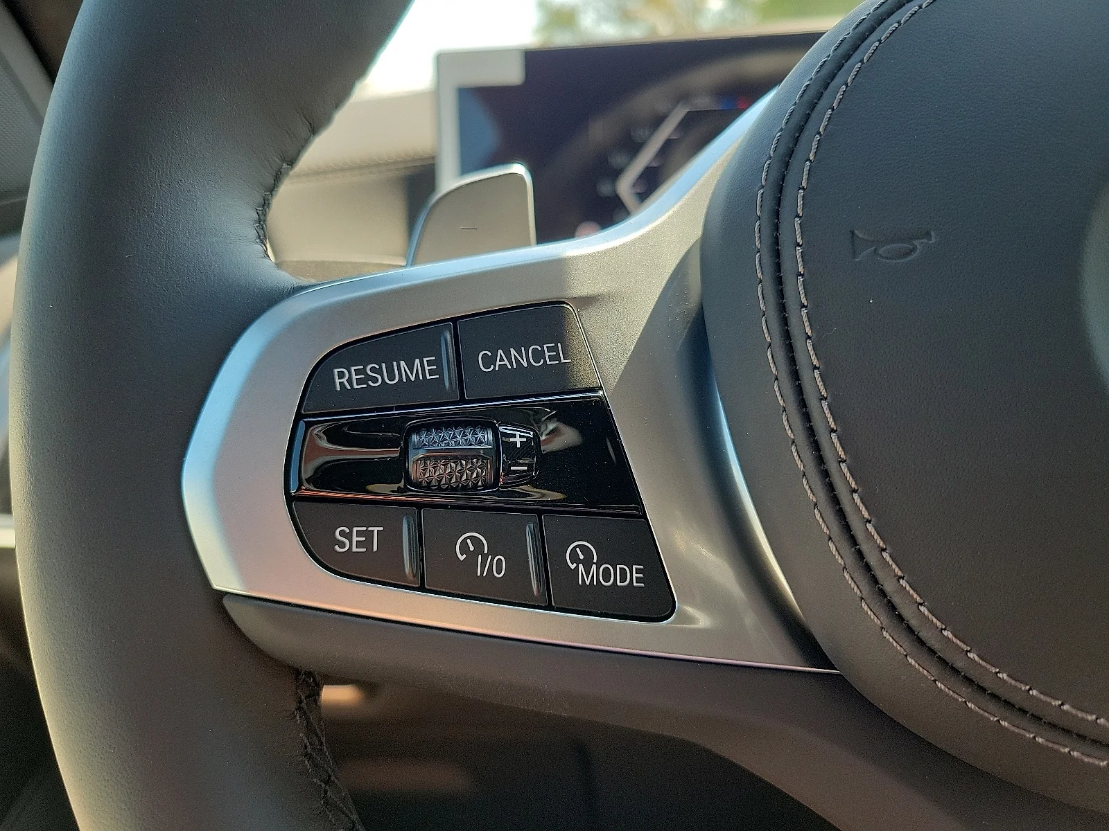 New 2026 Skyscraper Grey BMW xDrive40i All-Wheel Drive Sports Activity Vehicle image 19