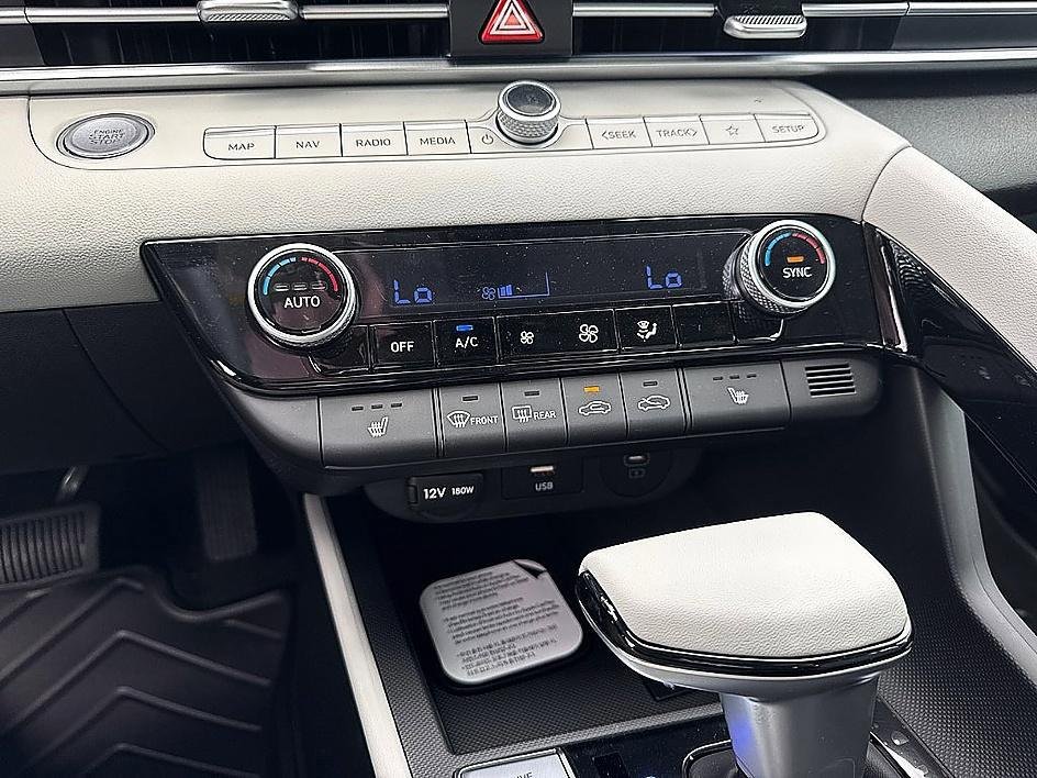 New 2026 Abyss Black Hyundai Limited image 25
