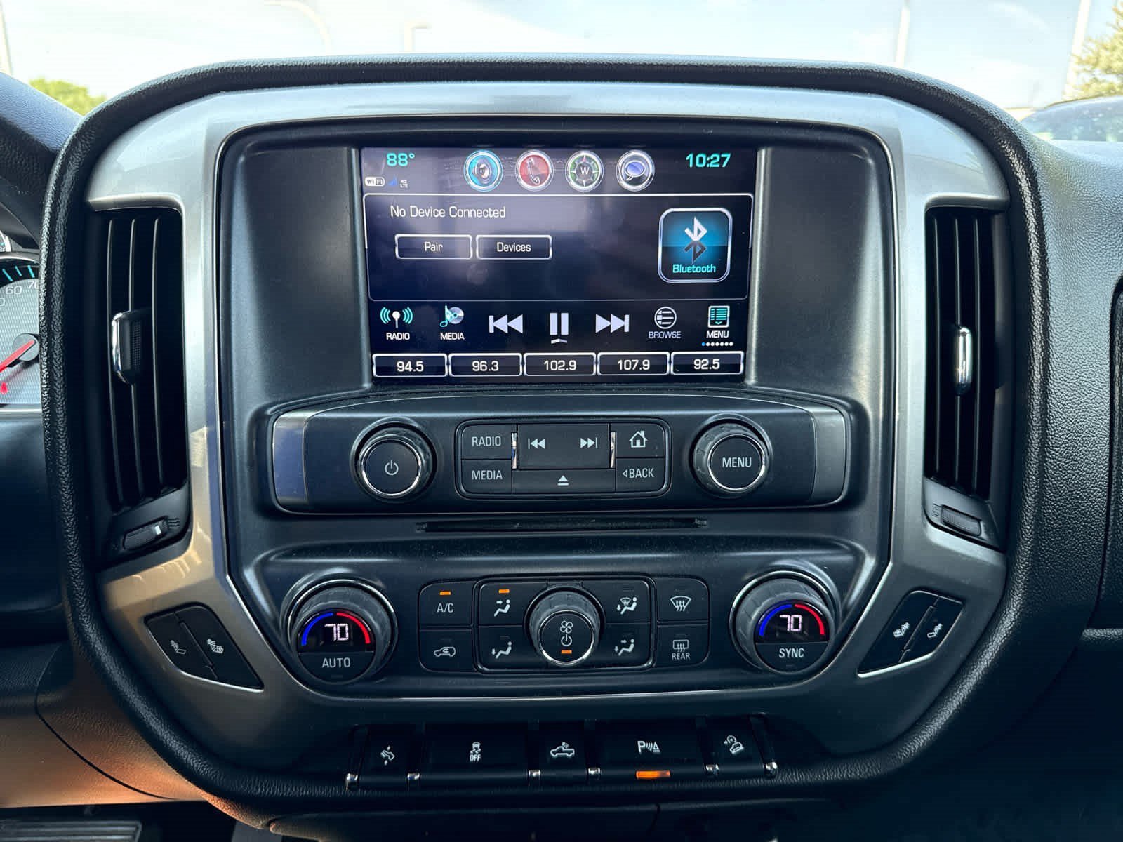 Used 2017 SIREN RED TINTCOAT Chevrolet LT image 9