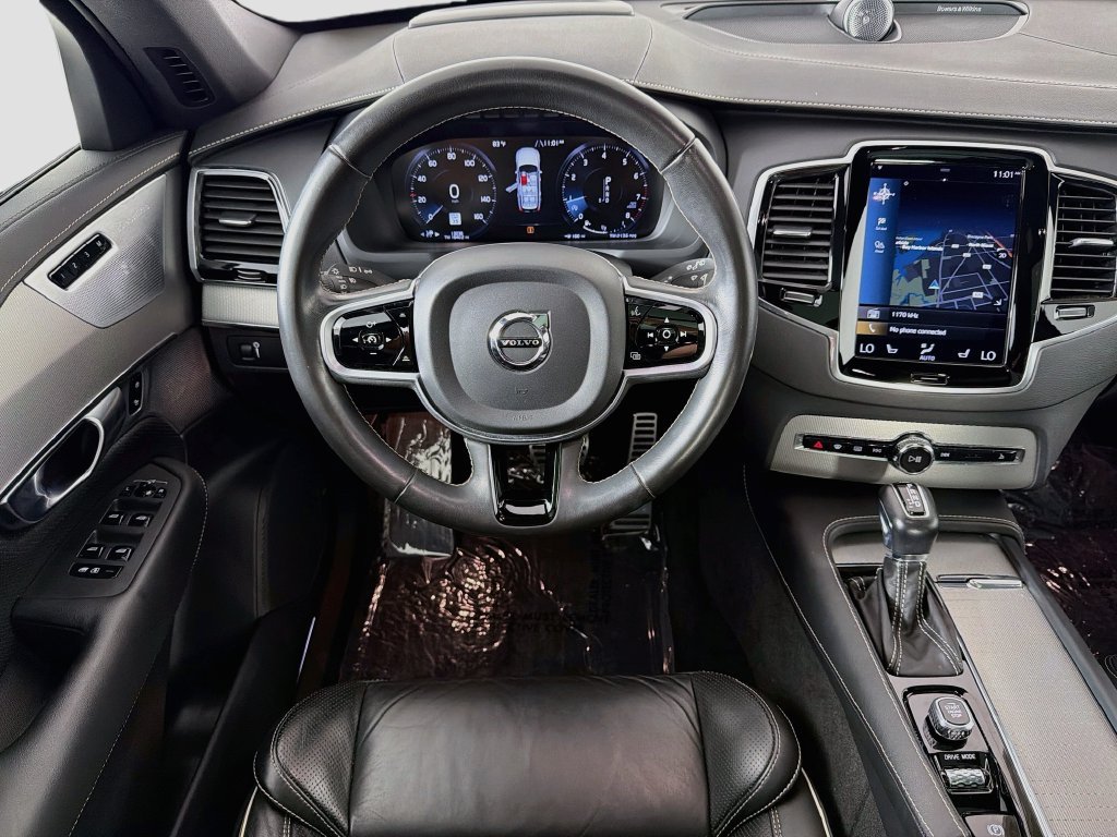Used 2021 White Volvo T6 R-Design image 24