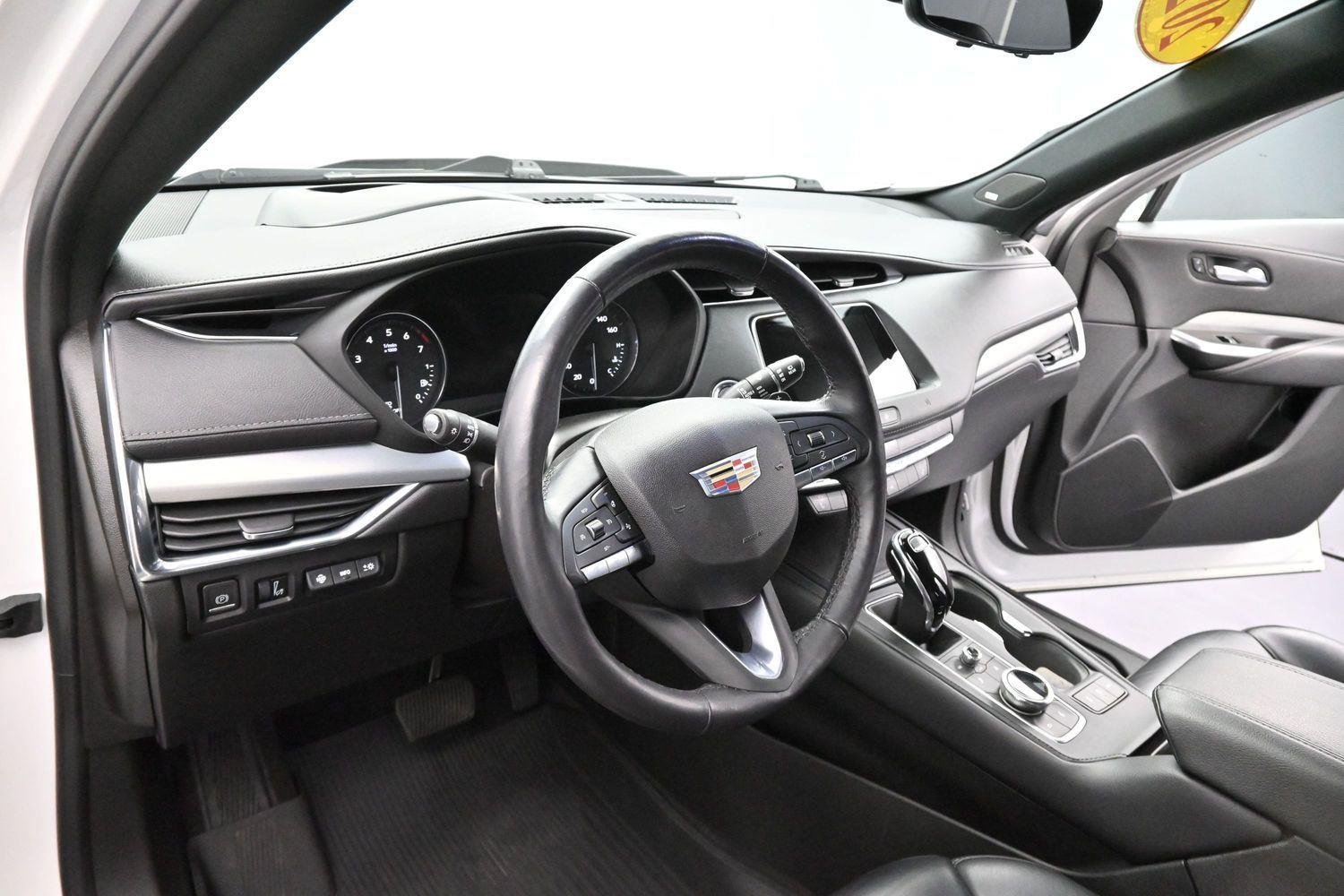 Used 2021 CRYSTAL WHITE TRICOAT Cadillac AWD Premium Luxury image 17
