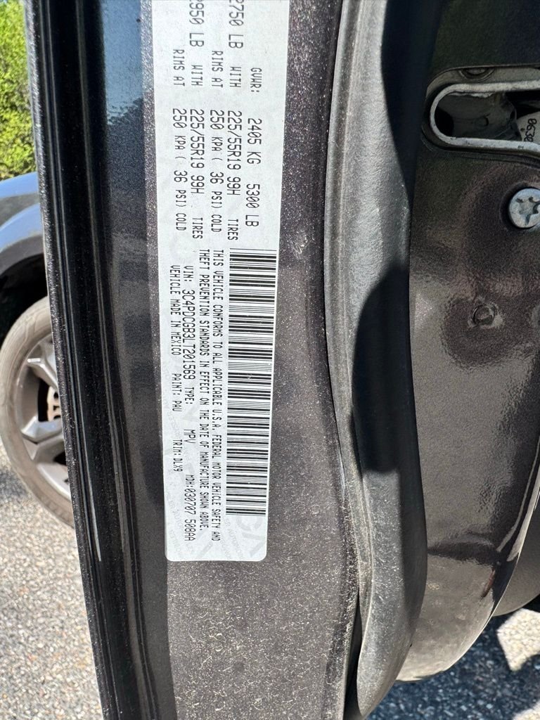 Used 2020 Gray Dodge Crossroad image 14
