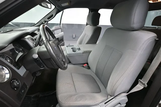 Used 2012 White Ford XLT image 23