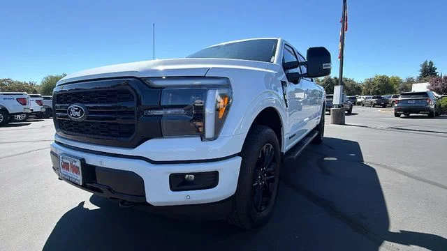 New 2026 Star White Metallic Tri-Coat Ford Lariat® image 9