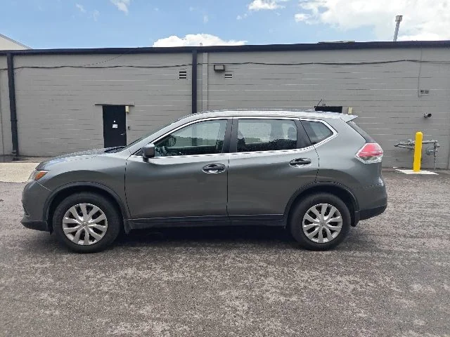 Used 2016 Gun Metallic Nissan S image 5
