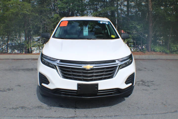 Used 2024 Summit White Chevrolet LS image 14