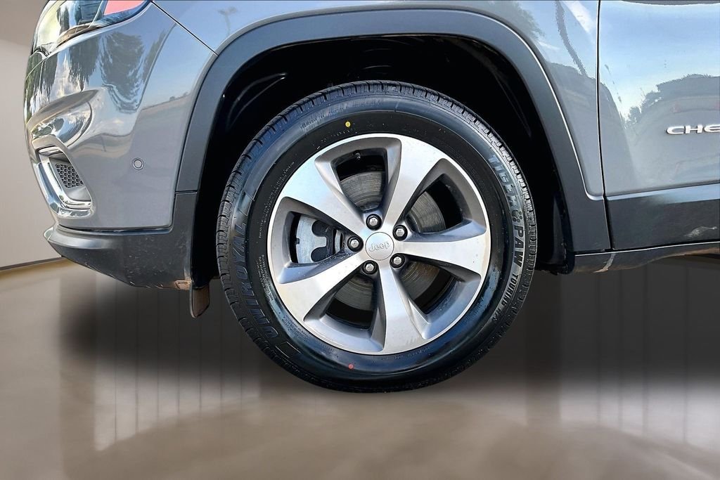 Used 2021 Gray Jeep Limited image 8