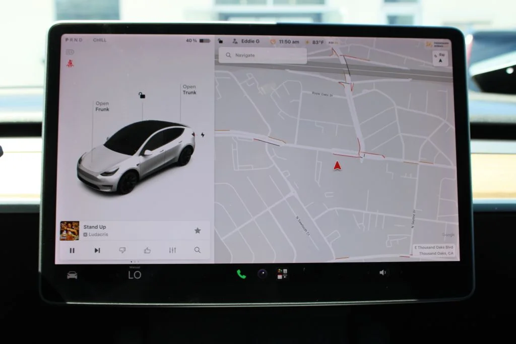 Used 2021 White Tesla Standard Range image 21