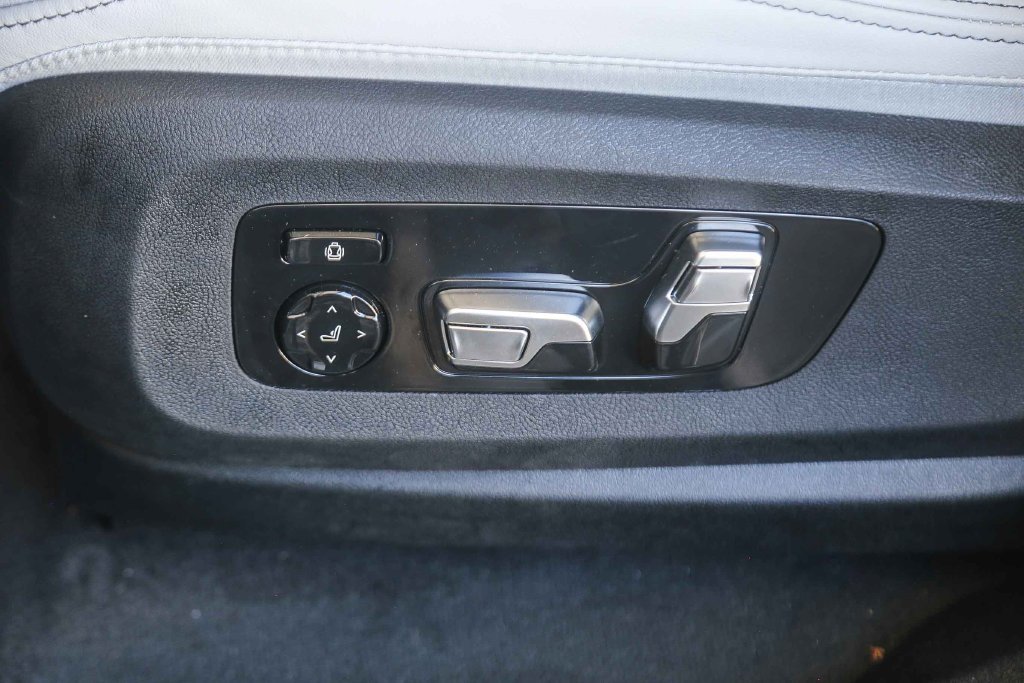 2026 BMW X6 M60i - Photo 18