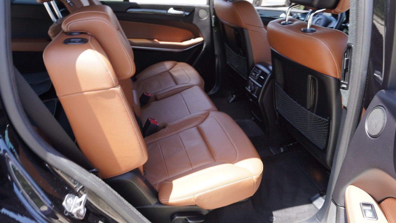 Used 2019 Black Mercedes-Benz GLS 550 image 31