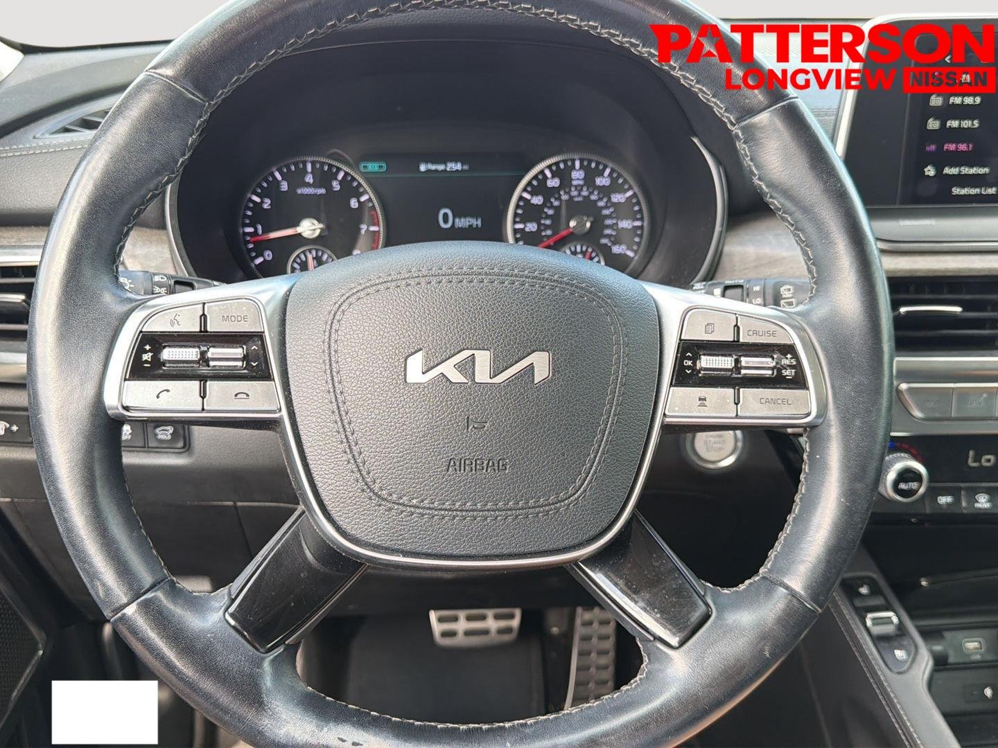 Used 2022 Wolf Gray Kia SX image 18