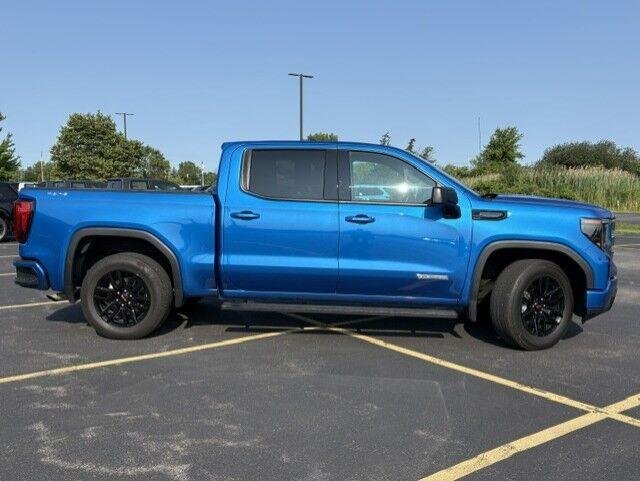 Used 2024 Dynamic Blue Metallic GMC Elevation image 16