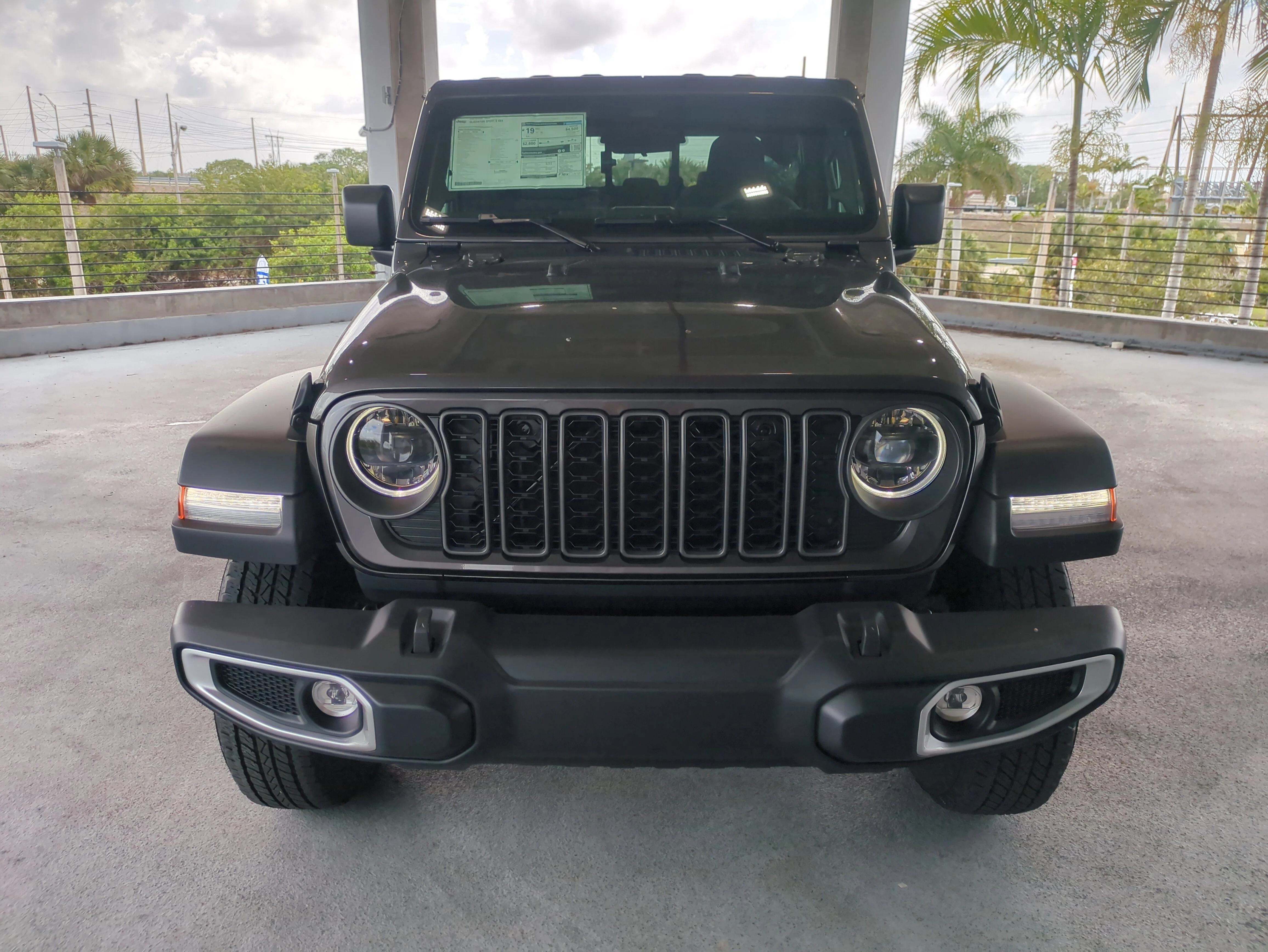 New 2026 Granite Crystal Metallic Clear-Coat Exterior Paint Jeep Sport S image 2