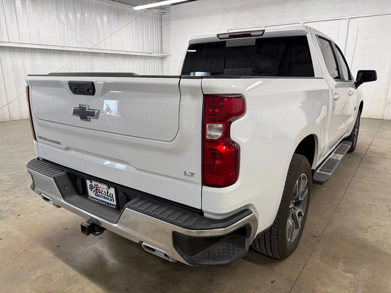 Used 2024 White Chevrolet LT image 8
