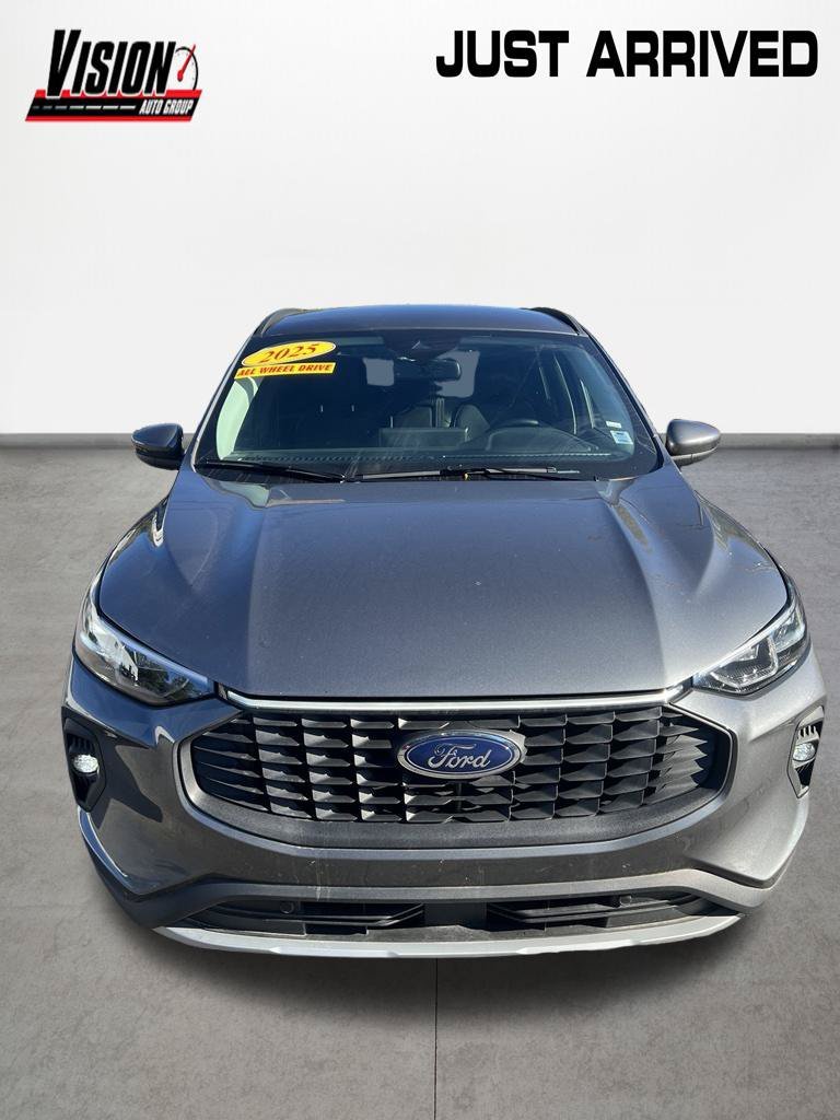 Used 2025 Gray Ford Platinum image 8