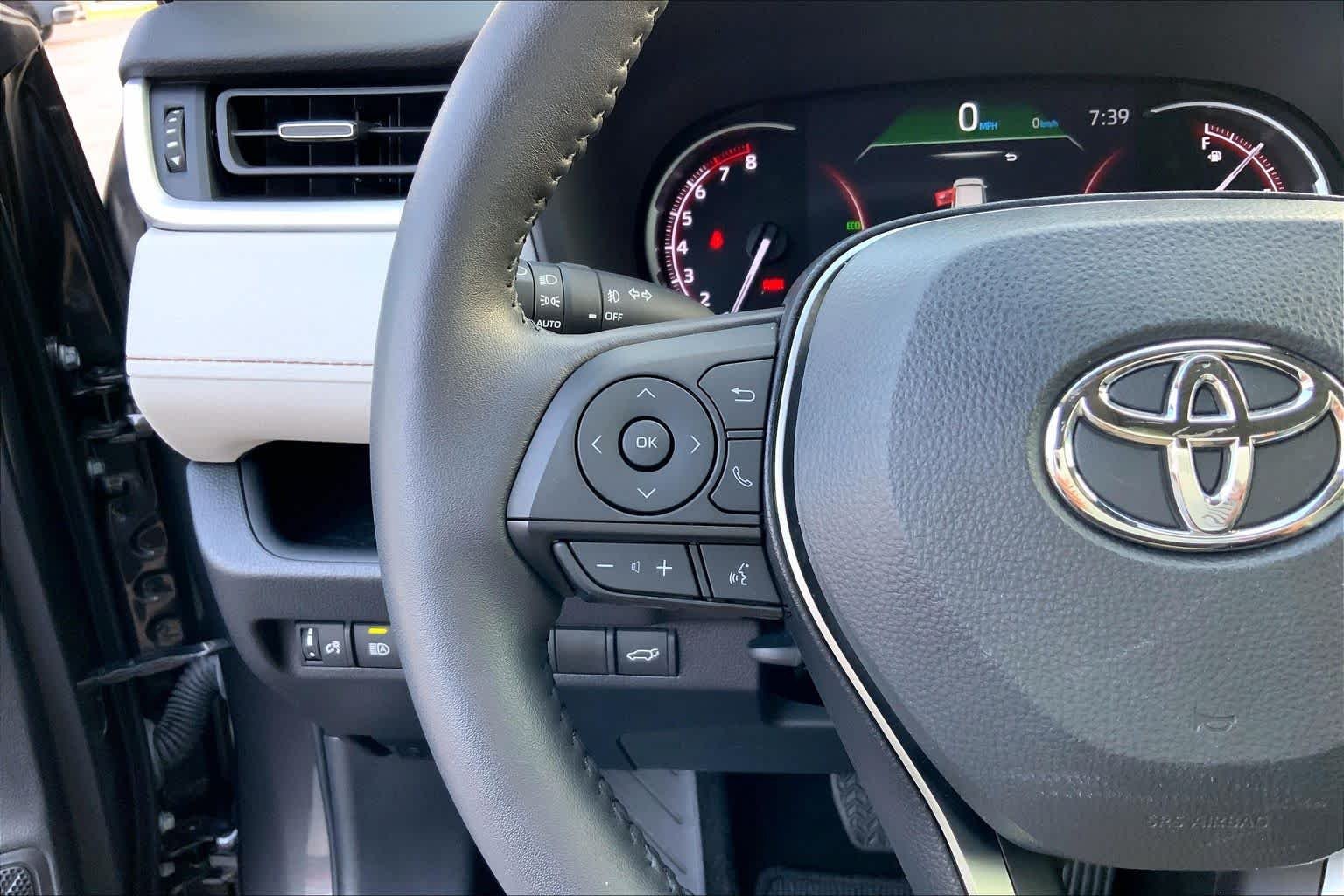 Used 2024 Magnetic Gray Metallic Toyota XLE Premium image 23