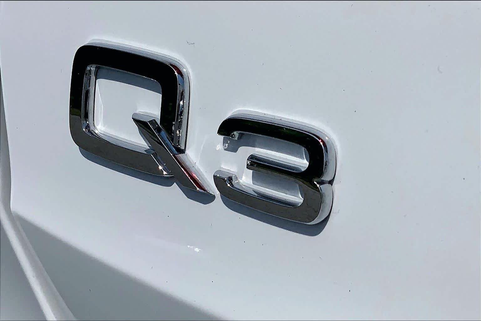 Used 2024 Glacier White Metallic Audi S line Premium Plus image 31