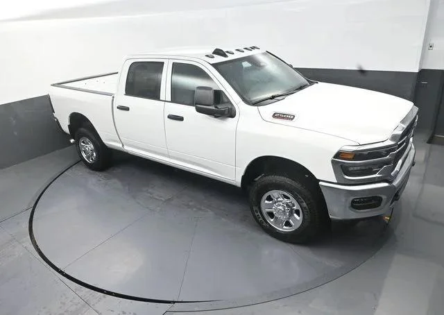 New 2026 Bright White Clear-Coat Exterior Paint RAM TRADESMAN image 12