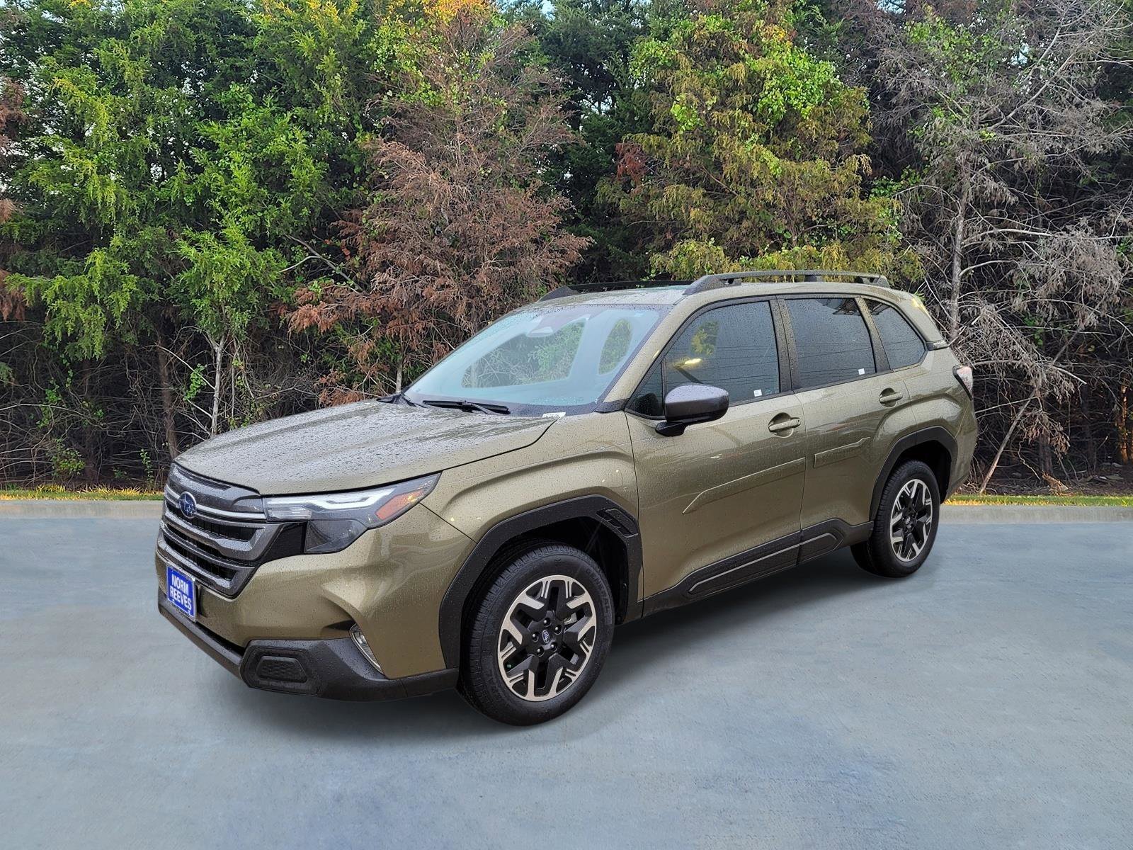 2025 Subaru Forester Premium's photo