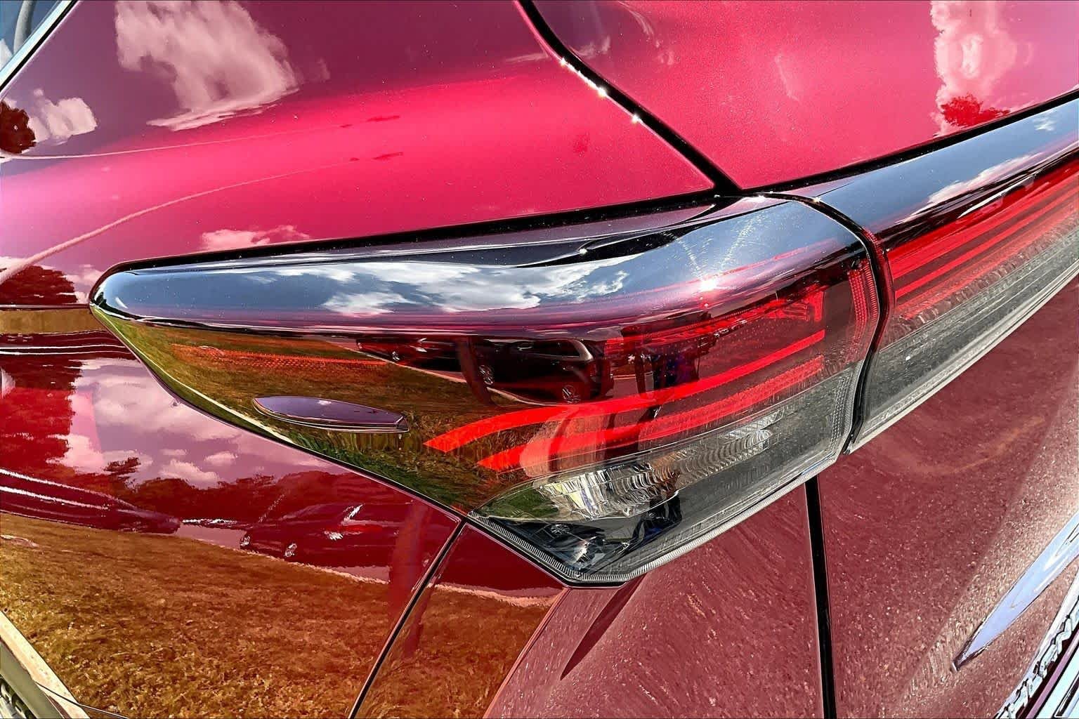 Used 2025 Ruby Flare Pearl Toyota Platinum image 28