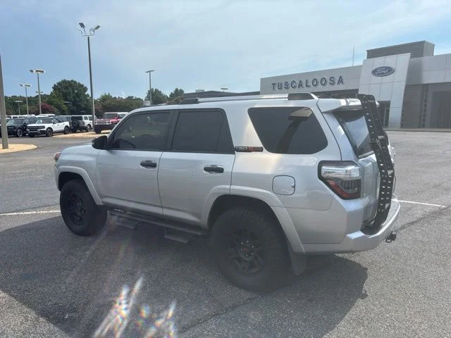 Used 2022 Silver Toyota SR5 Premium image 6