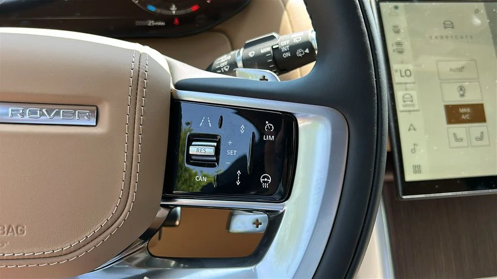 2026 Land Rover Range Rover SE - Photo 13