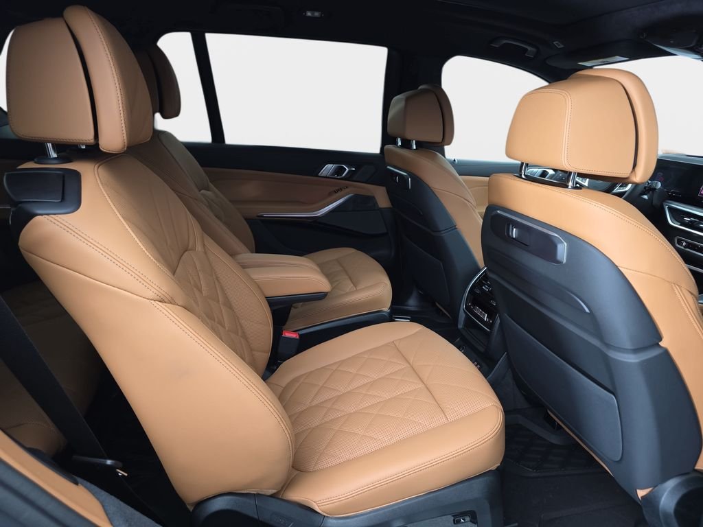New 2027 Dravit Grey Metallic BMW xDrive40i image 11