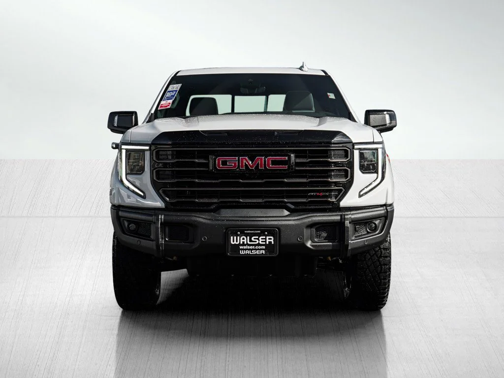 2026 GMC Sierra 1500 AT4X - Photo 2