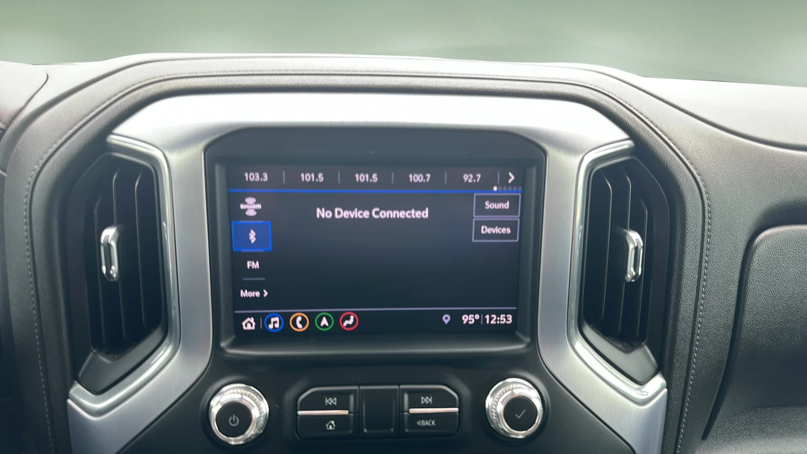 Used 2019 White GMC SLT image 11