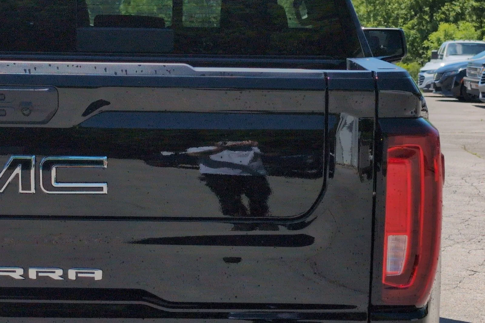 New 2026 Onyx Black GMC SLT image 27