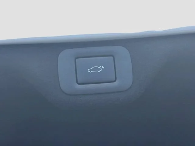 New 2026 Ultra White Lexus PREMIUM PLUS image 12