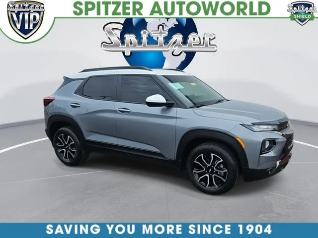Used 2023 Gray Chevrolet ACTIV image 3