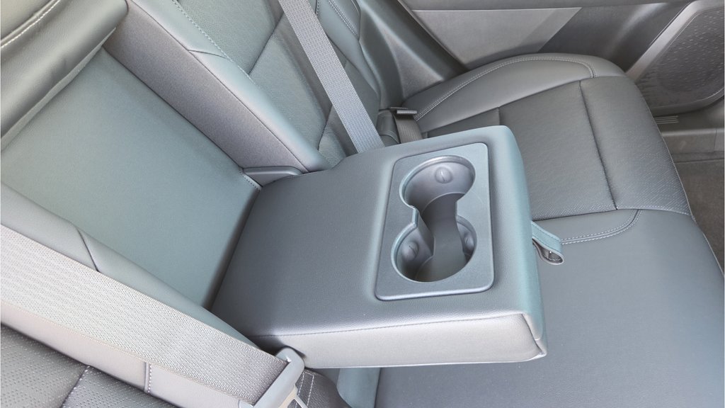 2026 Chevrolet Equinox LT - Photo 35