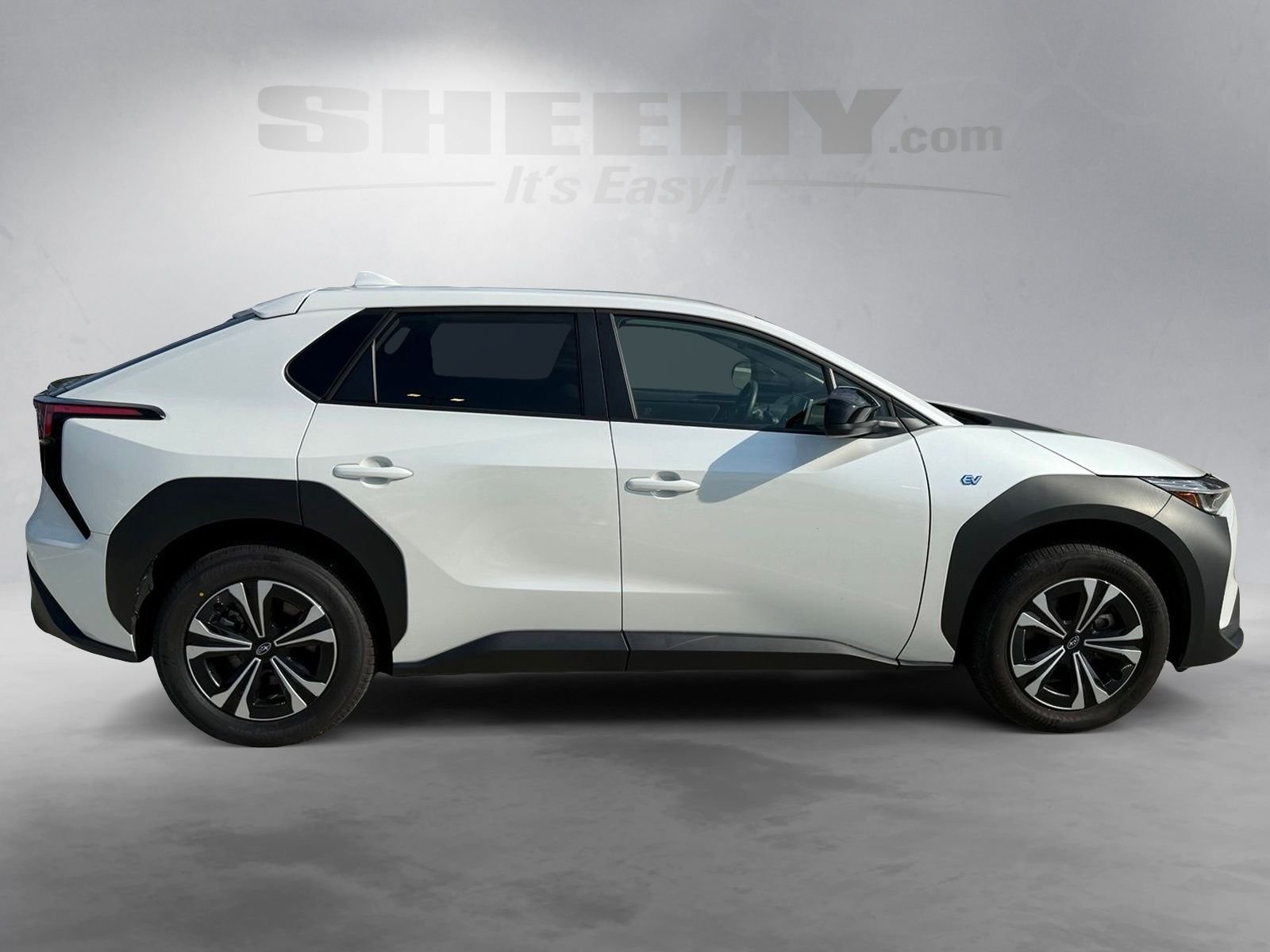 Used 2023 White Subaru Premium image 9