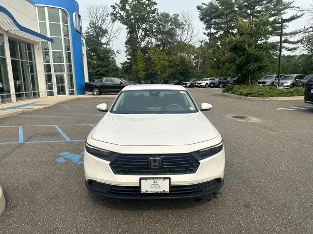 Certified Used 2023 Platinum White Pearl Honda LX image 3