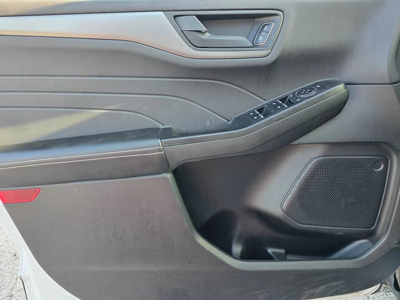 Used 2025  Ford Active image 7