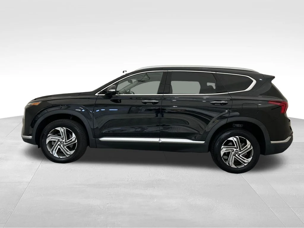 Used 2023 Black Hyundai SEL image 2