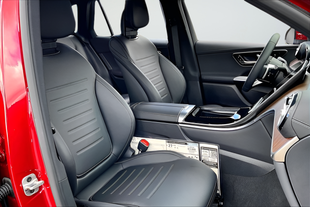 Certified Used 2026 Red Mercedes-Benz GLC 300 image 28