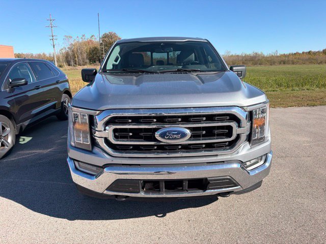 Used 2023 Iconic Silver Metallic Ford XLT image 2