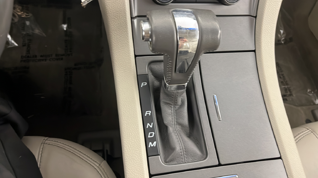 2012 Ford Taurus SEL - Photo 23