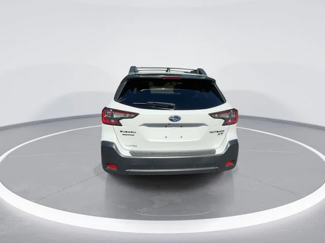 Used 2023 White Subaru Onyx Edition XT image 7