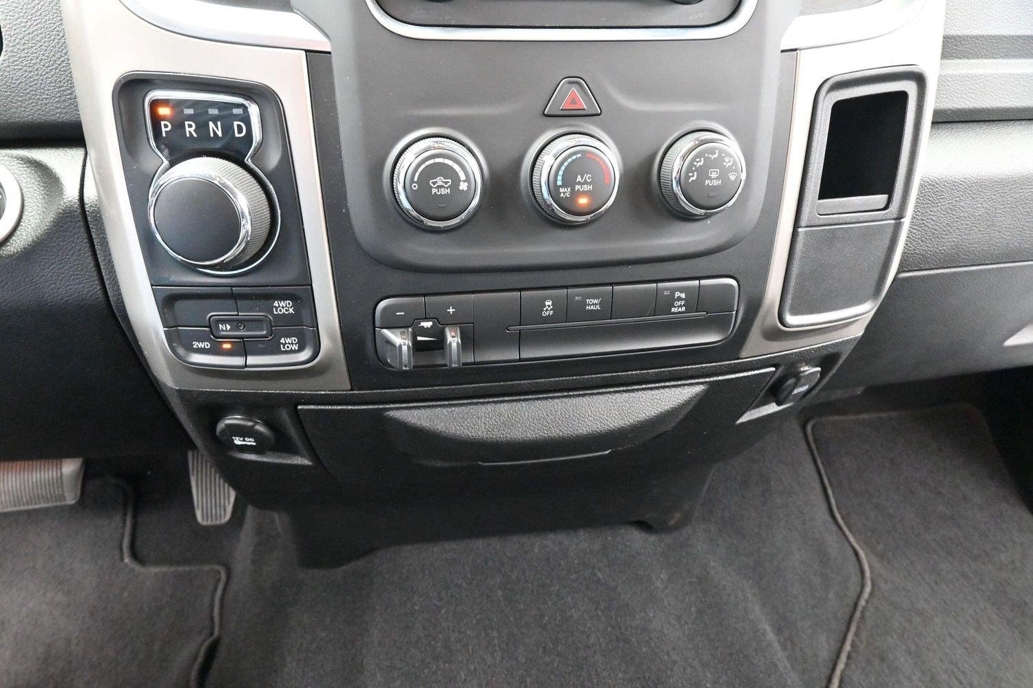 Used 2020 Diamond Black Crystal Pearlcoat Ram Warlock image 23