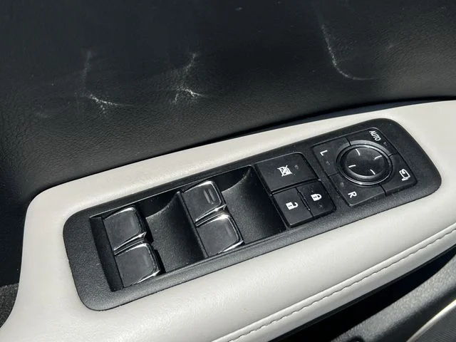 Used 2019 Silver Lexus 450h F Sport image 32