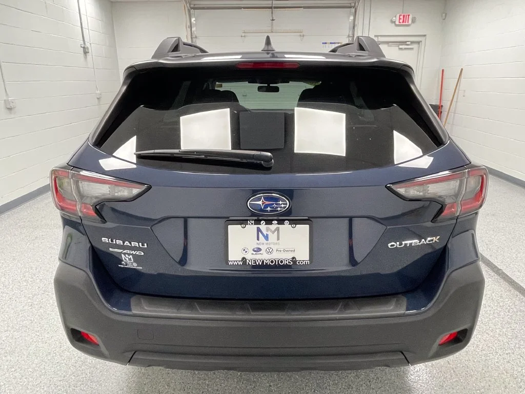 Used 2025 Cosmic Blue Subaru Premium image 10