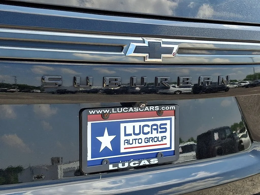 Used 2022 Black Chevrolet Z71 image 32