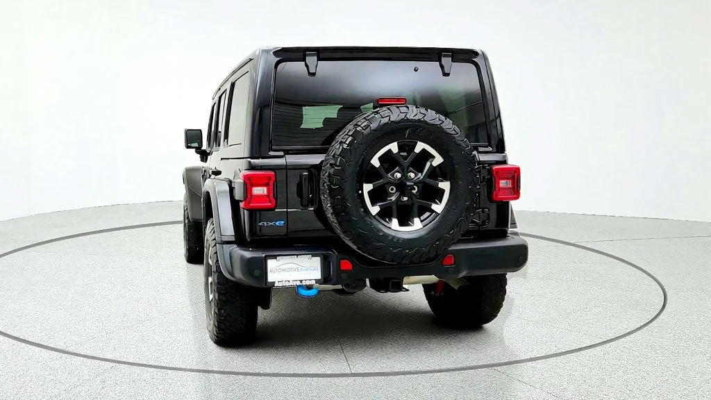 Used 2024 Black Clearcoat Jeep Rubicon X 4x4 image 6